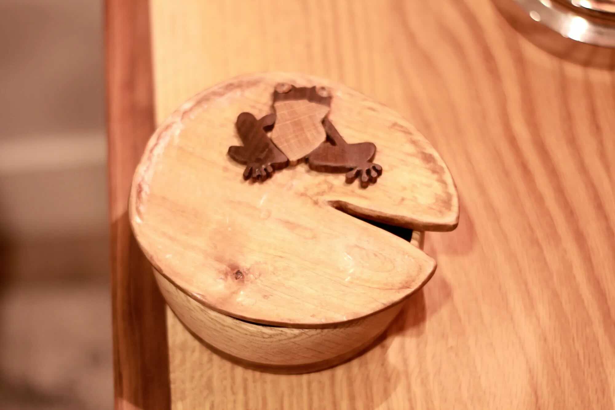 Oakmoss Wood Carving