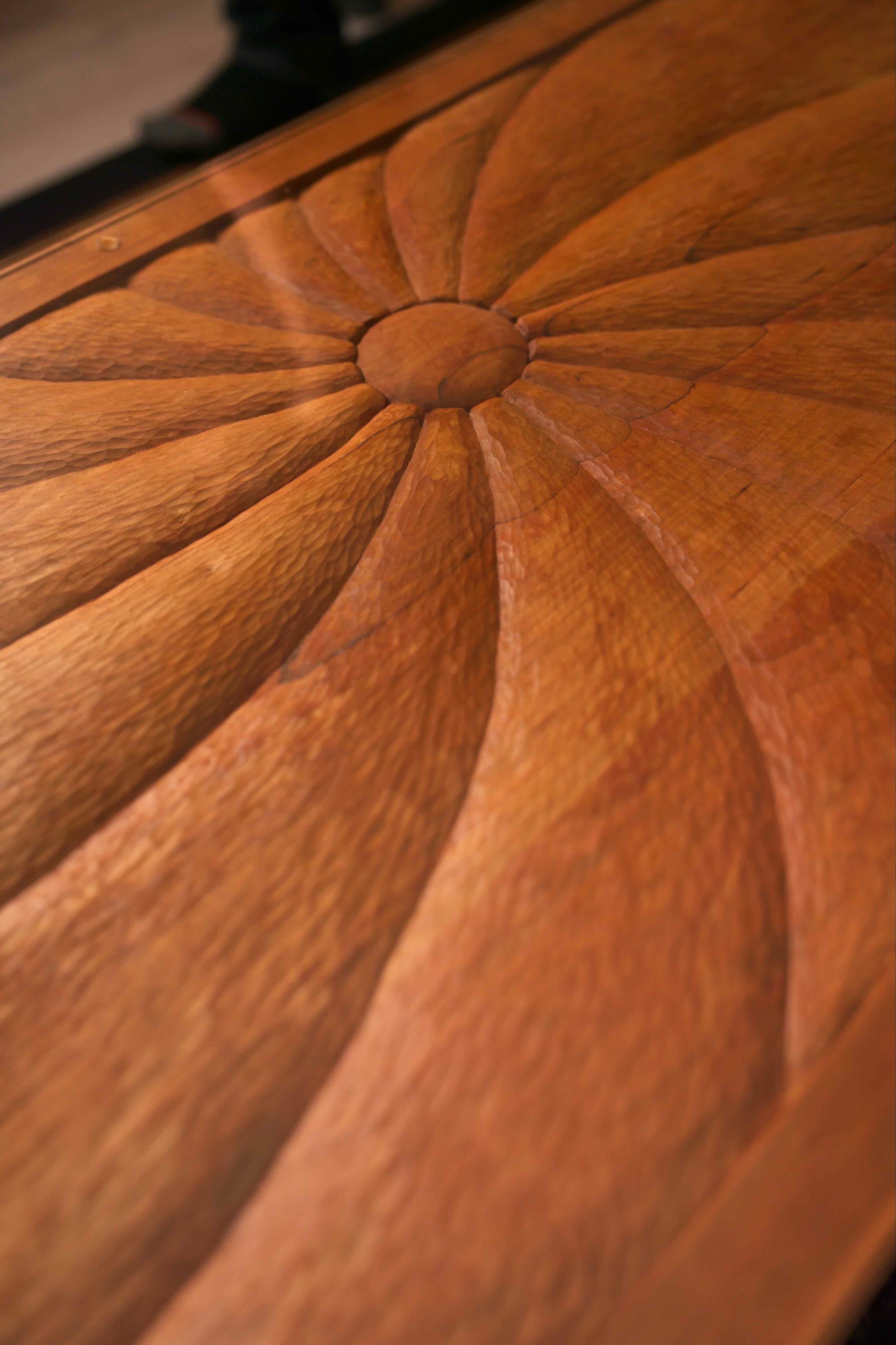 Oakmoss Cherry Table 2